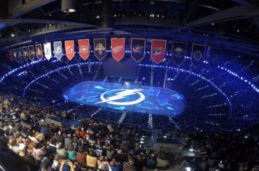 L'ambiance dans cette arène est ... électrisante. # Game7 #TBLvsDET ...