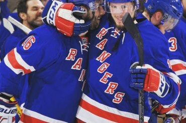 #StanleyCup #hockeyhugs ...