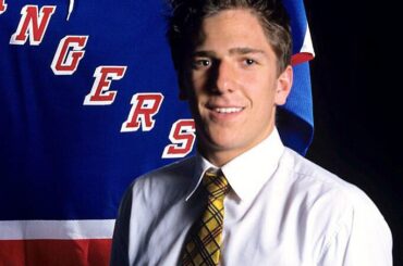 @ hank30nyr en 2000, futur vainqueur du trophée Vézina et icône du style masculin à l'entraînement ...