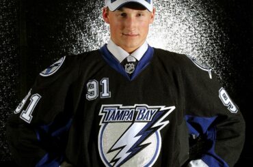 Super héros pose. Un tir surhumain surhumain. #FlashbackFriday ...