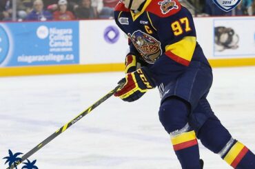 Avec le 1er choix général, les @edmontonoilers sélectionnent Connor McDavid. #NHLDraft ...