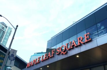 À Toronto? Venez à Maple Leaf Square aujourd'hui à 12h30 pour une Coupe du monde de hockey ...