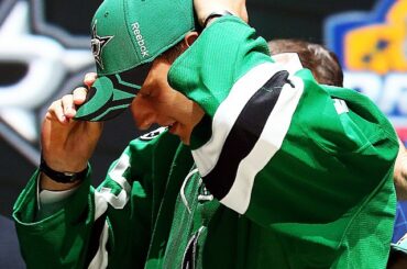 Si la casquette convient ... #NHLDraft ...