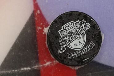 Ce soir, Johnstown, en Pennsylvanie, accueille les @penguins et @tblightning pour la première ...