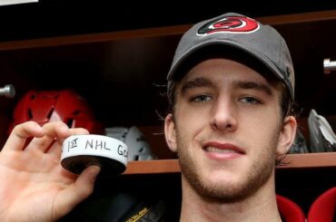 Félicitations à @ nhanifin5! #NHLFirsts ...