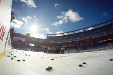 Belle journée pour une rondelle, hein les garçons? #WinterClassic ...