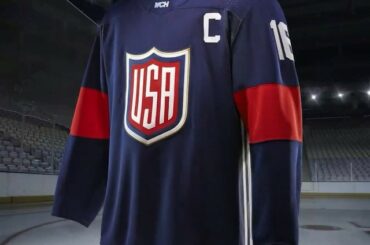 Rouge, blanc et beau. Ces uniformes USA par @adidas pour # WCH2016, c'est-à-dire ....