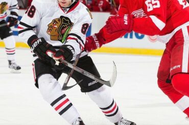 Avec 3 points ce soir, Patrick Kane a égalé son total de points en carrière (88, ...