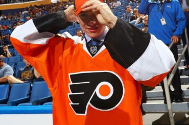 Portez-le fier. Carter Hart est le premier gardien sélectionné dans la #NHLDraft 2016 ....