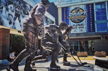 Nous avons accueilli 211 nouveaux membres dans la famille de la LNH ce week-end à Buffalo. #NHLDraft ...