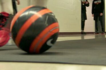 Nous sommes en train de faire #SlowMoMonday pour des coups de pied ....