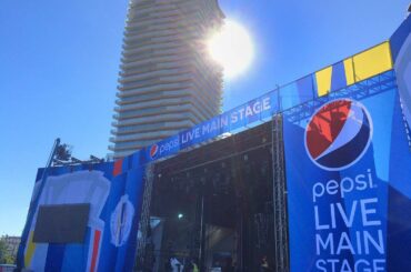 Rendez-vous dans moins de deux jours, @thekillers, @daya, & @samrobertsband. # WCH2016 ...