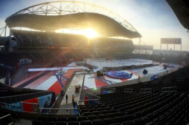 C'est (toujours) une belle journée pour le hockey. #HeritageClassic ...