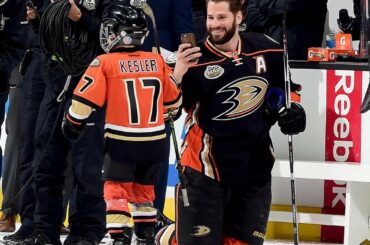 Meilleures photos de la compétition de compétences #NHLAllStar:
# 1: Enfant fier. Encore plus fier papa ....
