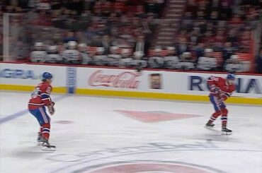 L'un des objectifs les plus salissants que vous verrez lors de #HockeyDay au Canada. ...