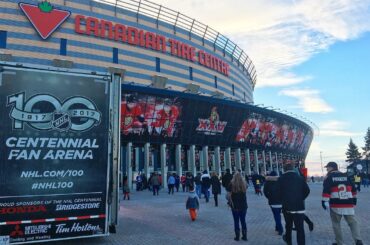 Le Centennial Fan Arena est en ville. La #StanleyCup a 125 ans. C'est une semaine énorme ...