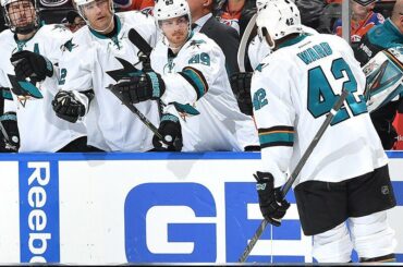 Les @sanjosesharks remportent le premier match et le premier #NHLOT des #StanleyCup Playoffs ....