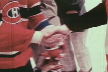 La seule certitude est que nous nous retrouvons avec #Handshakes.
Les séries éliminatoires #StanleyCup commencent à ...