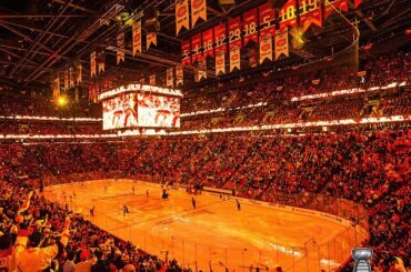 Ça se passe. #StanleyCup #BecauseItsTheCup ...