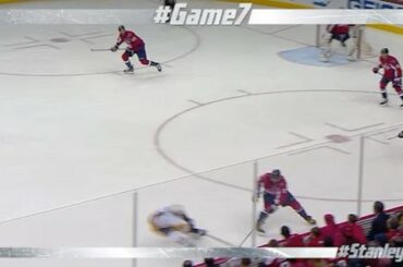 Côté gant.
Bar down.
Énorme deuxième but.
# Game7 #StanleyCup ...