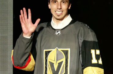 Les @vegasgoldenknights ont eux-mêmes un gardien de but de départ. Bonjour Marc-André Fleury ...