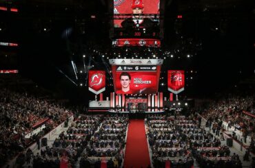 Une ronde, six pour aller samedi. #NHLDraft ...