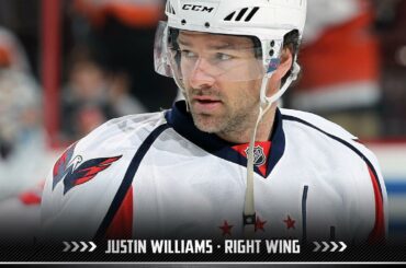 Il a gagné une #StanleyCup là-bas en 2006, et maintenant Justin Williams retourne à Ca ...