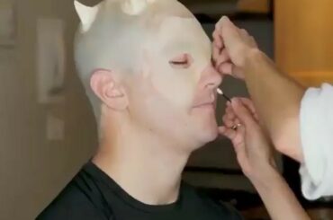 Pensez qu’il est juste de dire que @shattdeuces est un fan de Game of Thrones. #HockeyHalloween ...