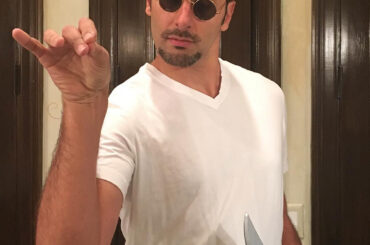 Nous n'avons pas pu résister à un autre tour d'horizon des meilleures photos #HockeyHalloween! ...