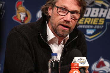 Légendes. #NHLGlobalSeries ...