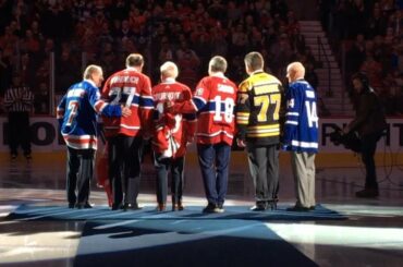 Ces gars-là savent comment faire plaisir à une foule de @canadiensmtl. # NHL100 ...