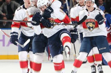 Objectifs d'embrayage = #HockeyHugs ...