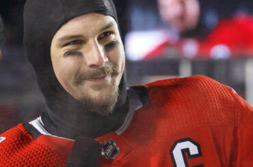 Passant du présent au présent, avec un clin d'œil à 100 ans d'histoire, le plus grand moment de la LNH ...