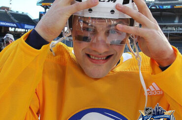 Bonne année! Bonne journée #WinterClassic! ...