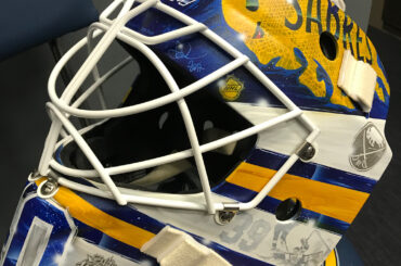 Le nouveau masque #WinterClassic de @ robinlehner40 fabriqué par @daveart. ...