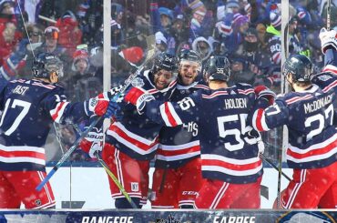 C'est fini! Les @nyrangers remportent les @bridgestonetires 2018 de la LNH #WinterClassic au ...