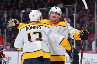 Amenez-le, mec. #HockeyHugs ...