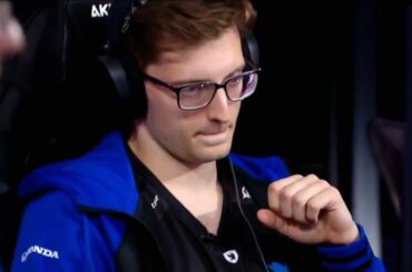 Il fait partie des meilleurs joueurs EA Sports LNH au monde depuis des années. Maintenant, @Roebuck ...