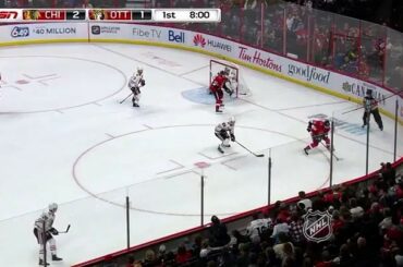 Tout sourire pour le premier but de @ max_lajoie en carrière dans la LNH ... vous rendez la maman fière, ...