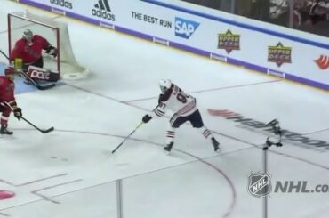 Si vous voulez donner et partir, @ McDavid97 est un très bon partenaire à avoir. #NHLGl ...