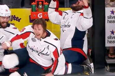 La saison commence avec un programme double du mercredi soir au hockey ce soir sur @nhl ...