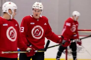 Lors du prochain épisode de #BehindTheGlass, @nicohischier rentre chez lui sous le nom de @NJDevils ...