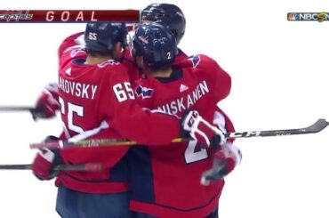 Lorsque l'opportunité se présente dans @easportsnhl OT, vous la faites compter. Matt Nis ...