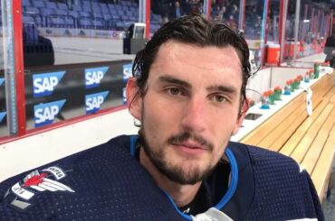 Ce soir, Connor Hellebuyck a été renvoyé. Inutile de dire qu’il est ravi de ...