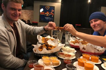 Les meilleures ailes chaudes du monde: la Finlande! - selon le responsable #NHLGlobalSeri ...