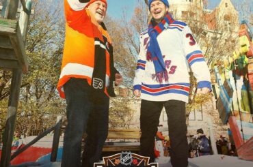 Nous sommes ici pour représenter!
Mike Richter et Bernie Parent
Warrrm gear de @o ...