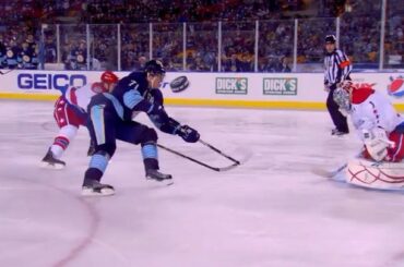 Le #WinterClassic 2011 a présenté nul autre que les @capitals et @penguins dans ...