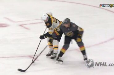 Vous faites tourner DeBrusk tout autour. #WNH ...