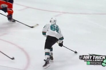 Trois dans la banque, cela signifie un @enterprise hatty pour @ klabanc12. #HockeyDay ...