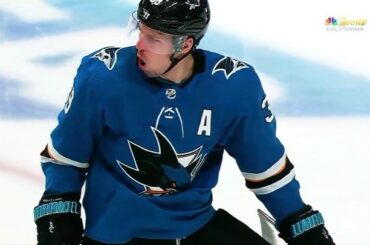 @ barzal97 pendants. @aleksandrovechkinofficial se déchaîne. #SlowMoMonday livre! ...